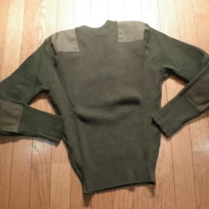 U.S.Sweater 100%Wool size44 new