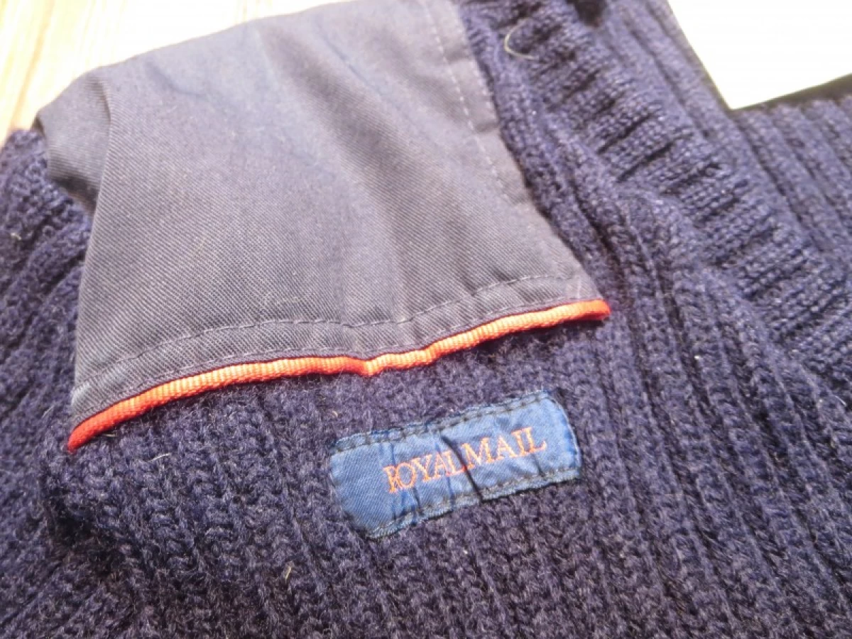 U.K.ROYAL MAIL Sweater 100%Wool sizeL? used
