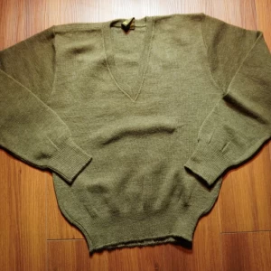 FRANCE(HOLLAND?) Sweater Wool sizeM-L? new?