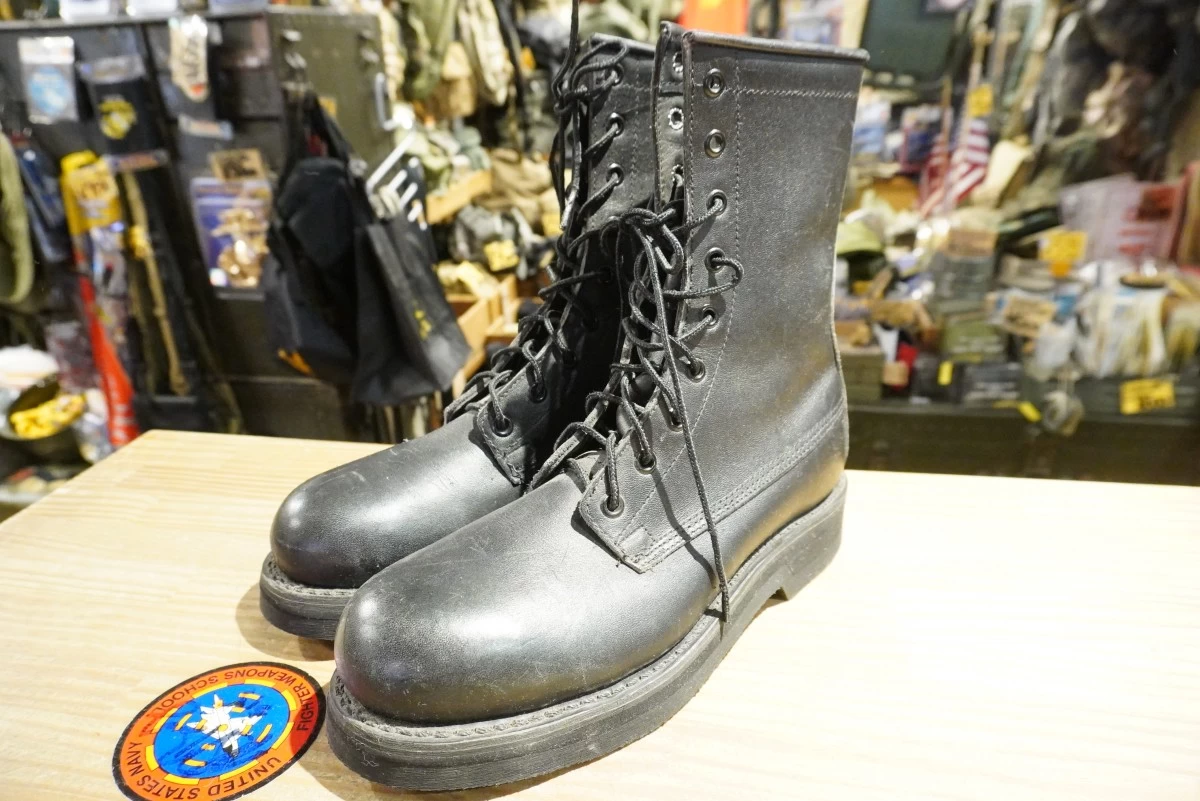 U.S.NAVY? Boots Steel Toe Engineer? size5N used?