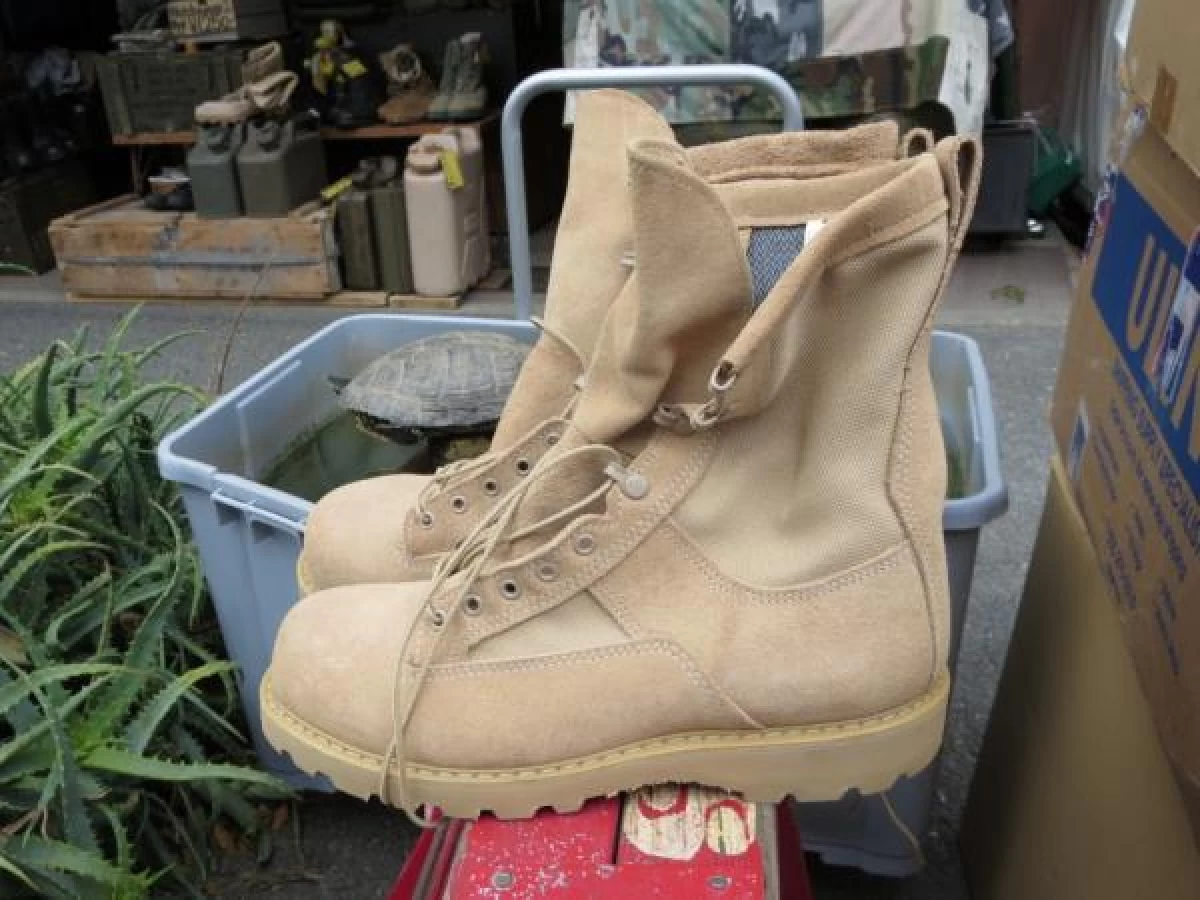 U.S.ARMY Combat Boots Gore-Tex size11R new?