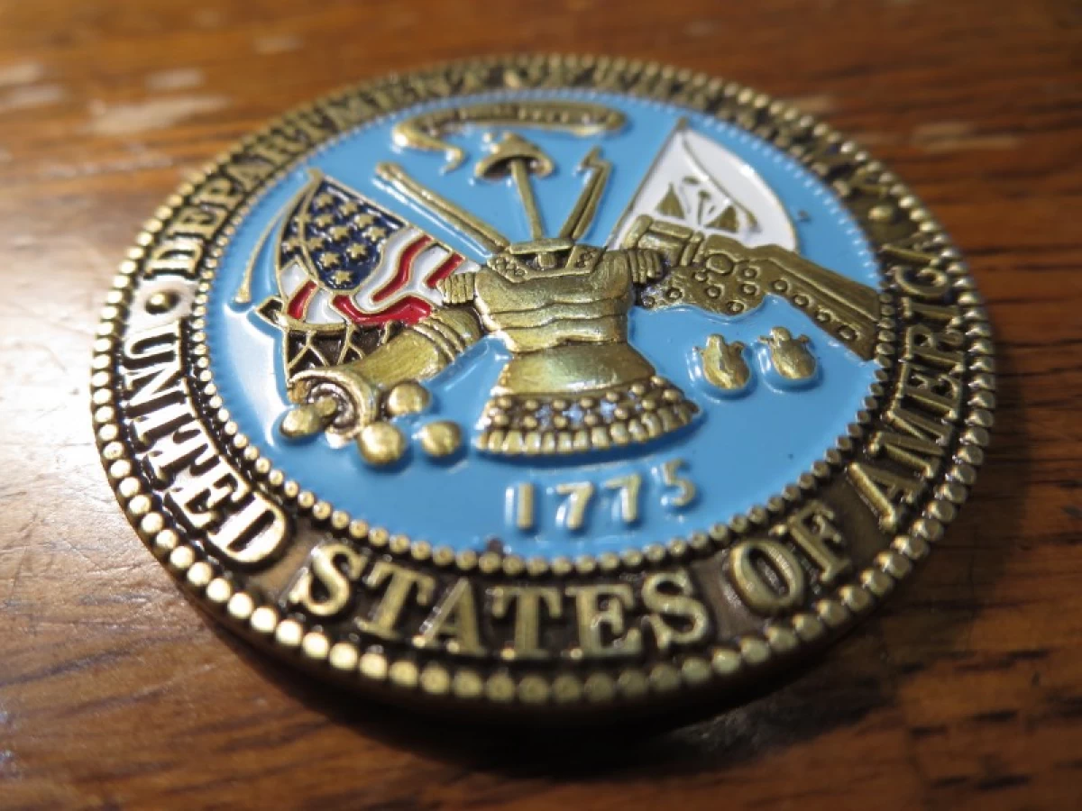 U.S.ARMY×