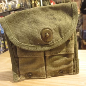 U.S. Pouch for M1Carbine Magazine 1945年 used