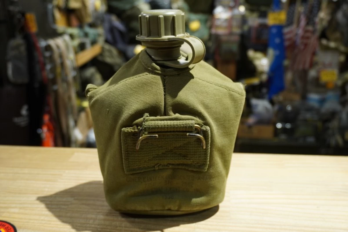 U.S.Canteen with Cover 1950-60年代 used