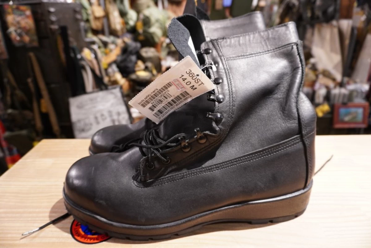 U.S.NAVY Boots Leather Safety size14.0M new?