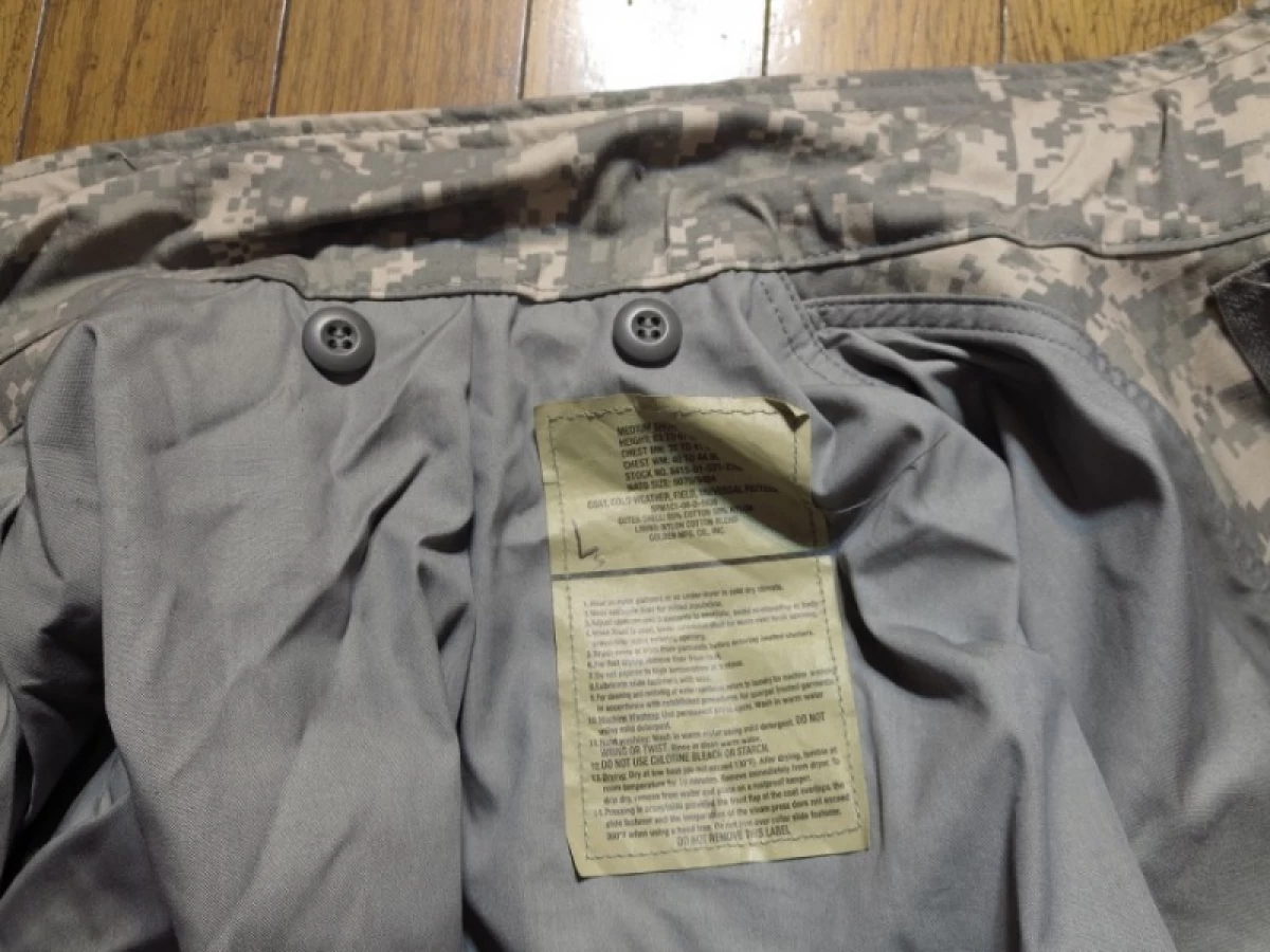U.S.ARMY M-65 Field Jacket ACU sizeM used