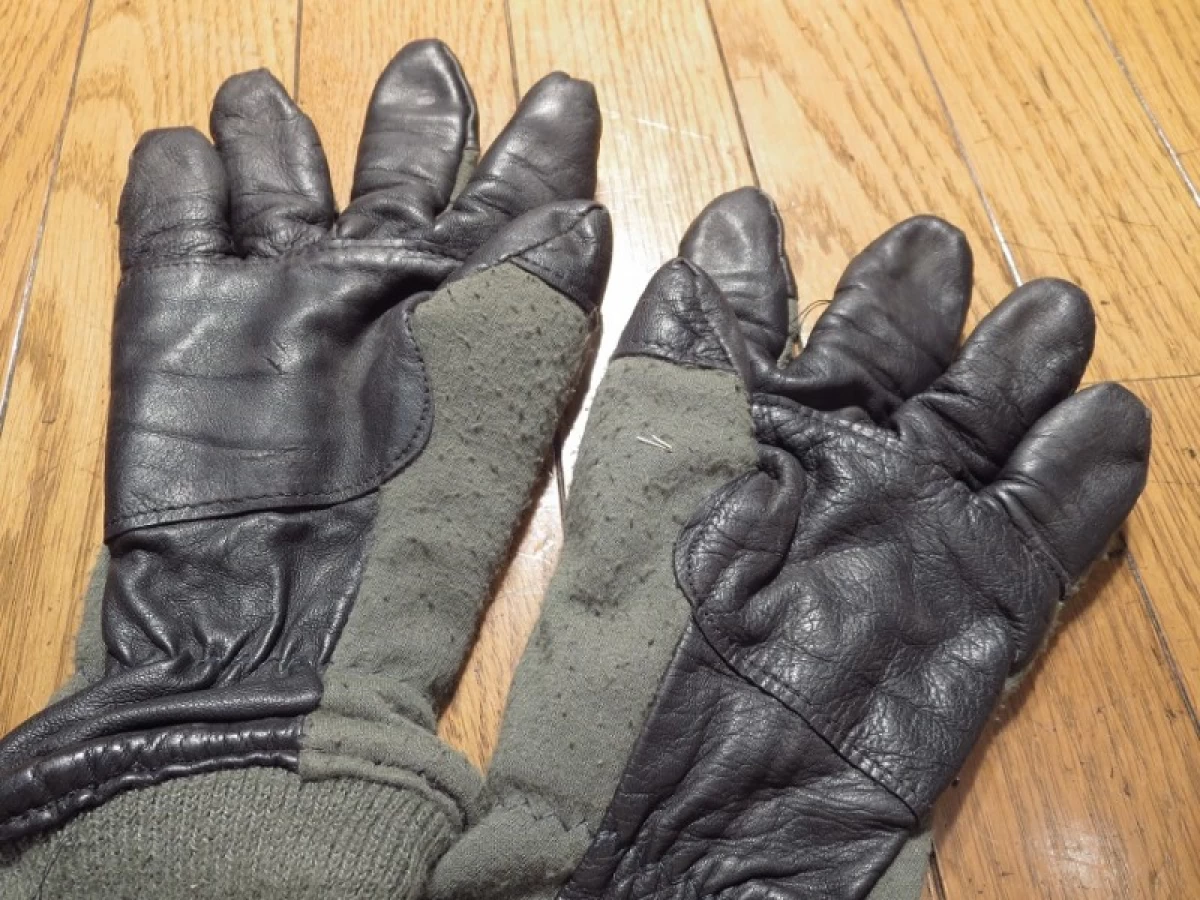 U.S.Gloves Flyer's HAU-15/P Intermediate Cold used