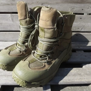 U.S.Boots Combat Hiker Hot Weather size4W used