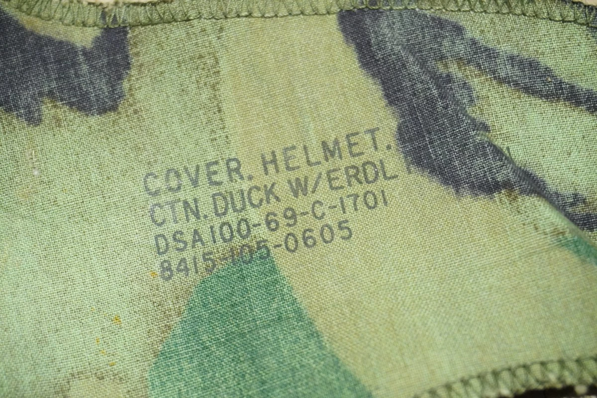 U.S. Cover for Helmet Cotton DUCK W/ERDL PATTERN 1969年