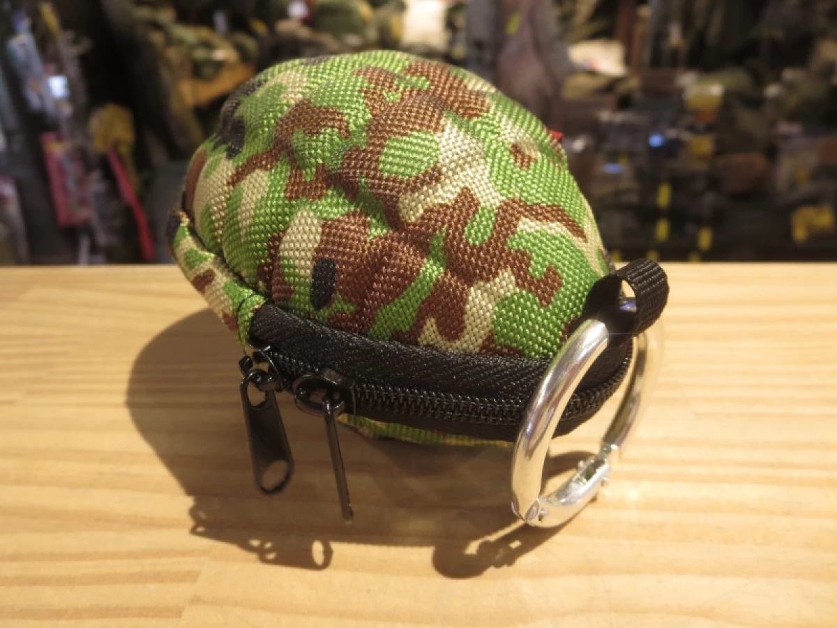Grenade style Pouch for Keys & Coins (陸自?) new