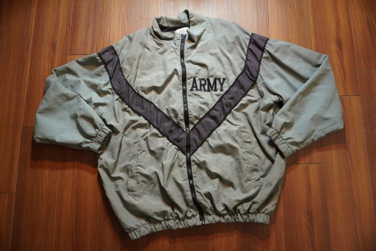U.S.ARMY Physical Fitness Jacket sizeM-Long used