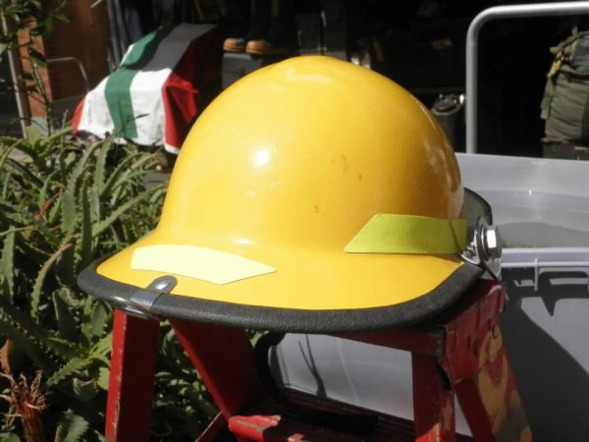 U.S.FireFighter  Helmet used