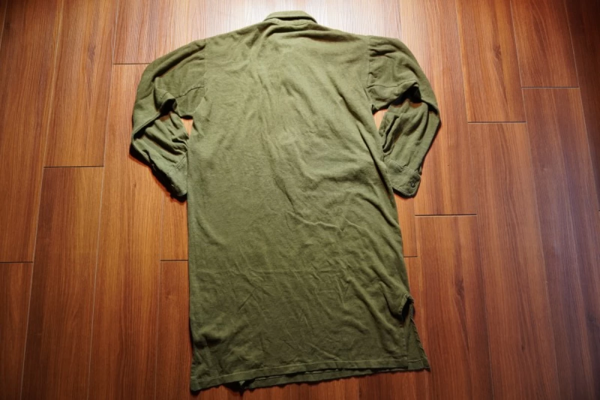 GERMANY Sleeping Shirt sizeS~M? used