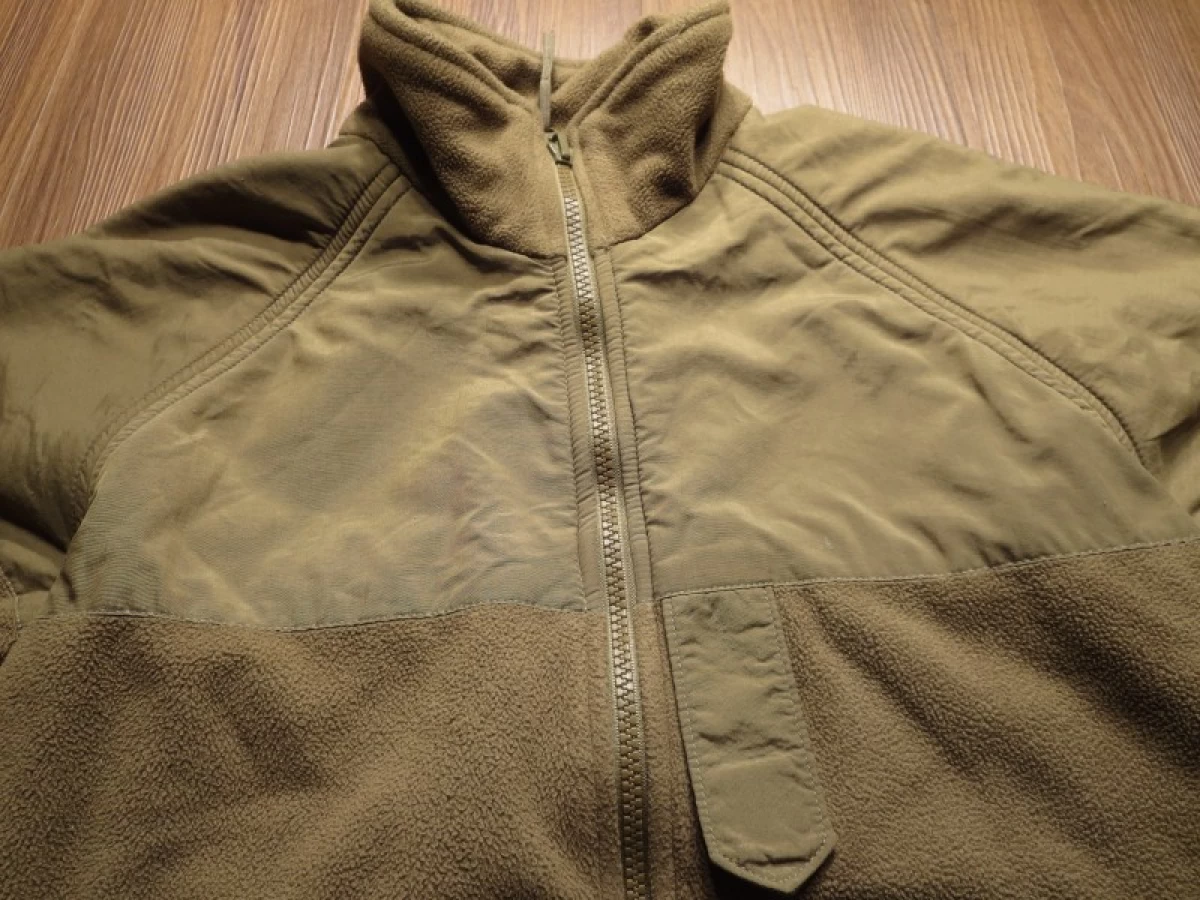 U.S.NAVY Liner Fleece Jacket TypeⅡ/Ⅲ sizeS-XS used