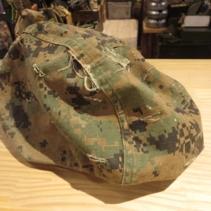 U.S.MARINE CORPS Helmet Cover sizeM/L used