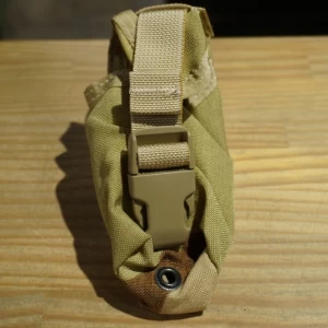 U.S.Pouch Flash Bang Grenade 3color Desert new?