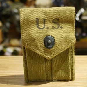 U.S.Pouch for M1911A1 Colt Government 1942年? (難あり)