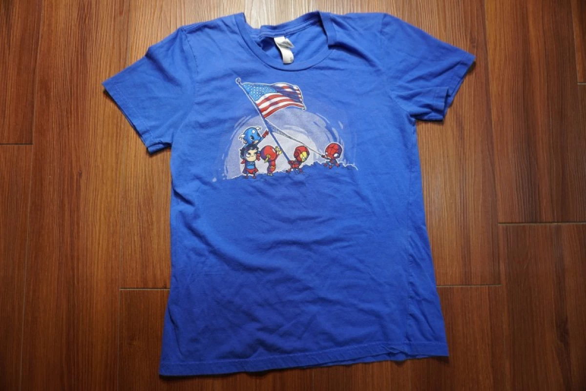 U.S.T-Shirt 