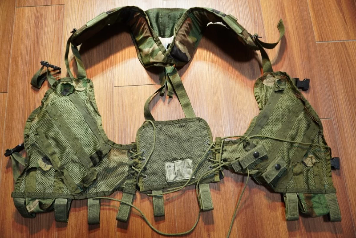 U.S.Vest Tactical Load Bearing Enhanced new?