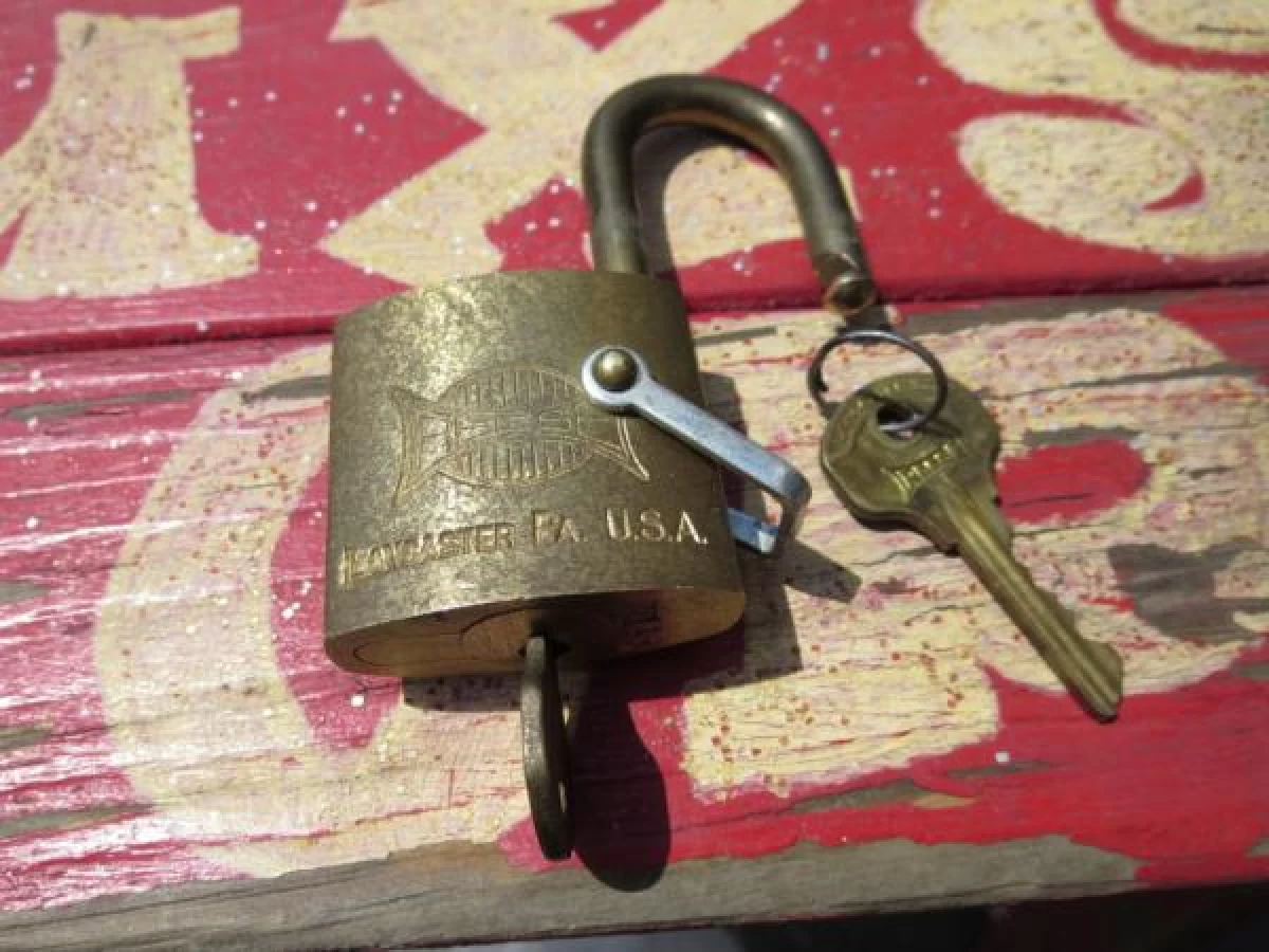 U.S.NAVY Lock used