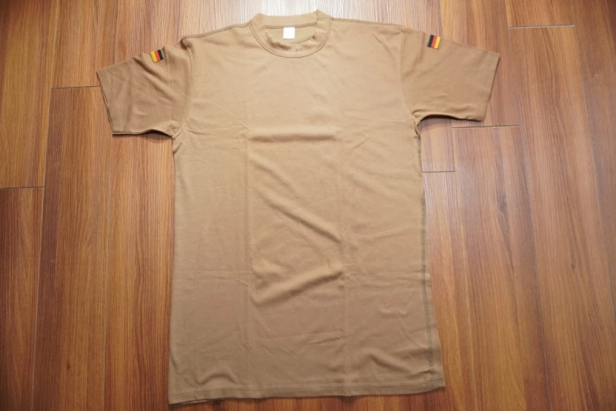 GERMANY T-Shirt Brown sizeL used?