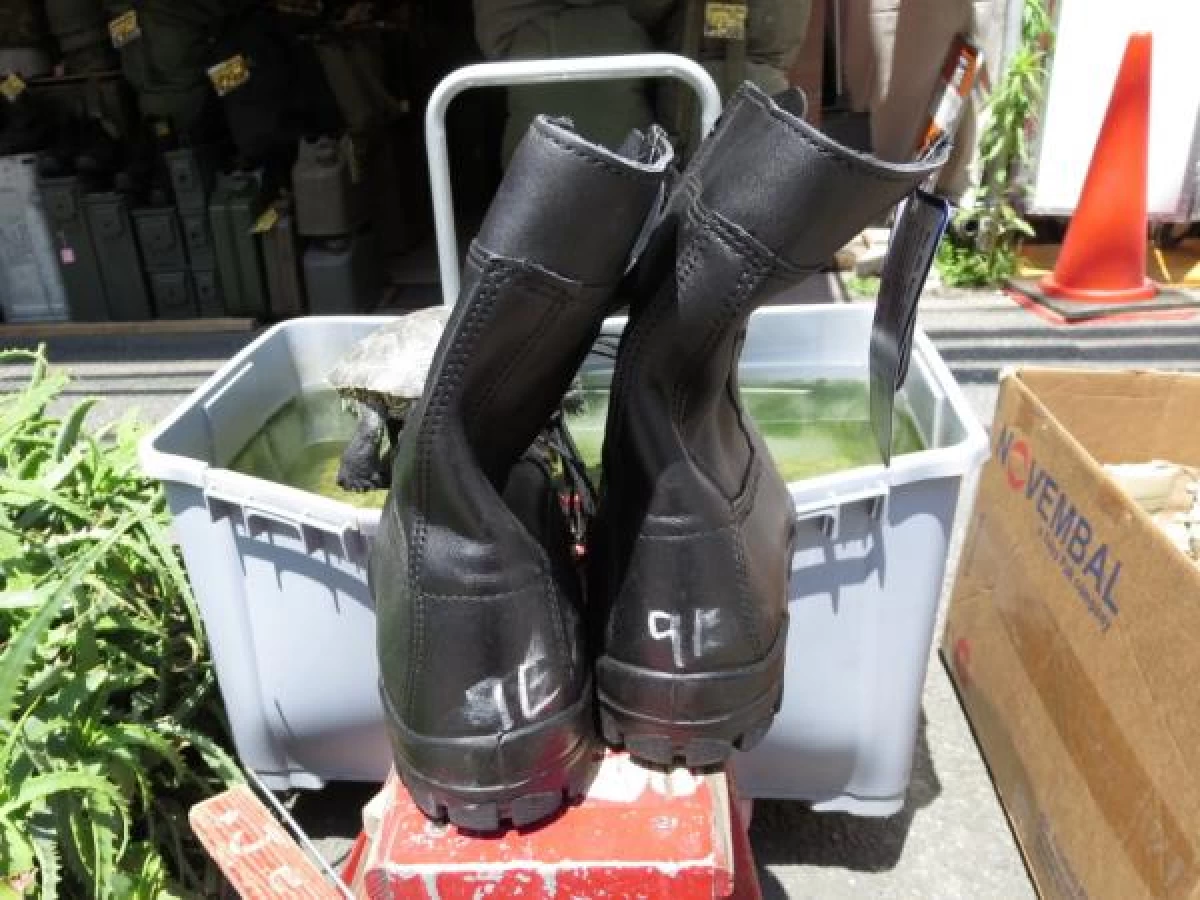 U.S.Leather Boots with Steel Toe size9 new