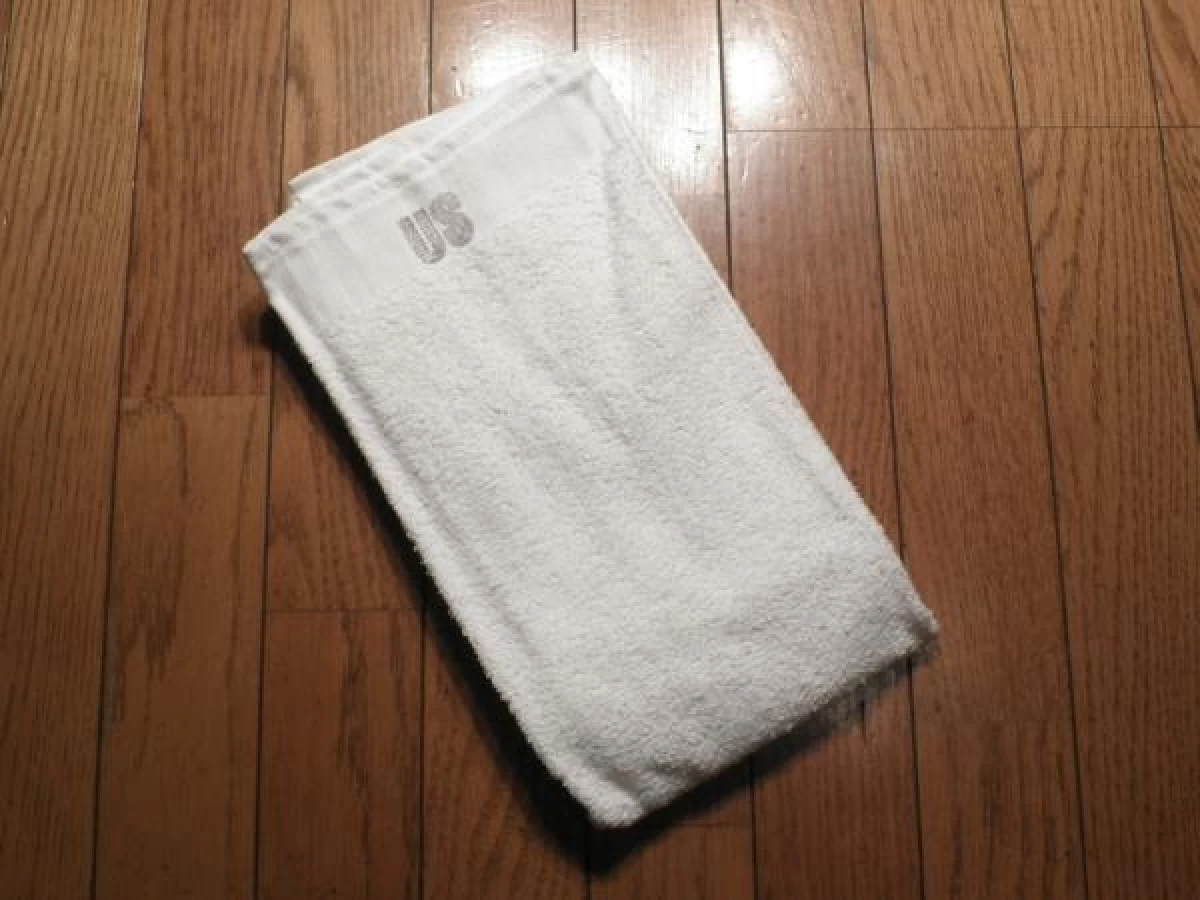 U.S.Towel 100cm×52cm new?