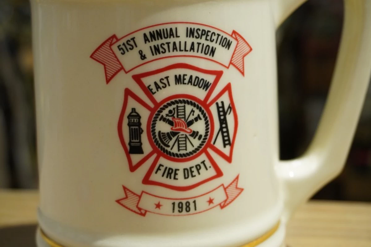 U.S.EAST MEADOW FIRE DEPT. Beer Mug 1984年 used