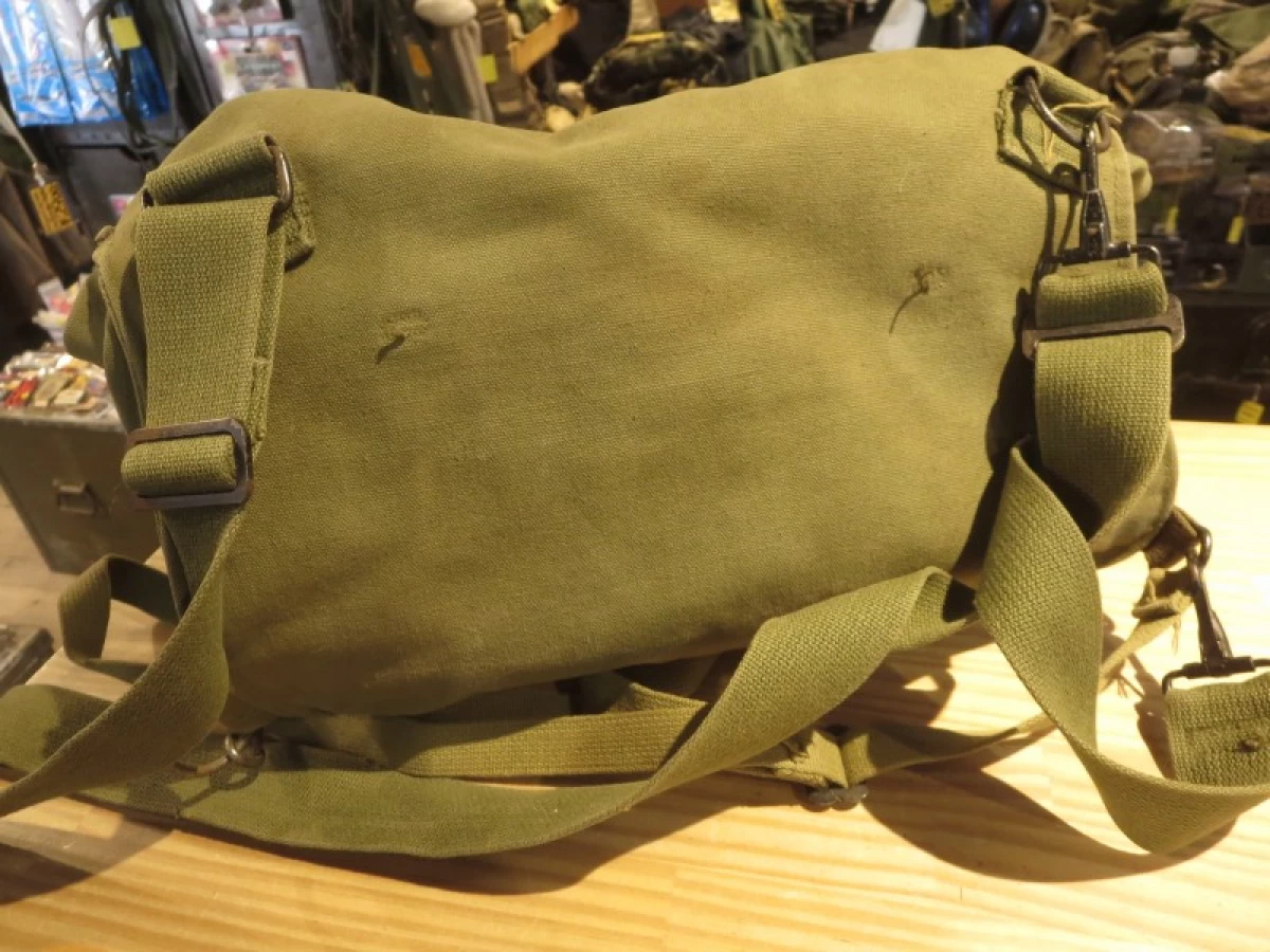 U.S.ARMY Gas Mask Bag M6 Carrier 1940年代 used