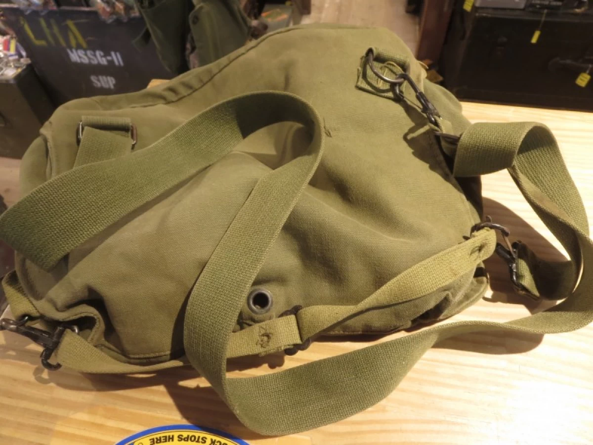 U.S.ARMY Gas Mask Bag M6 Carrier 1940年代 used