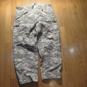U.S.ARMY Gore-Tex Trousers sizeL-Regular new?