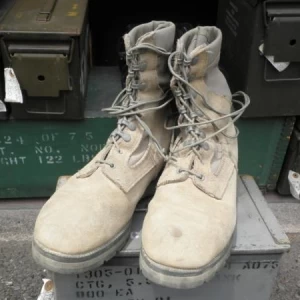 U.S.Combat Boots Gore-Tex size9.5W used