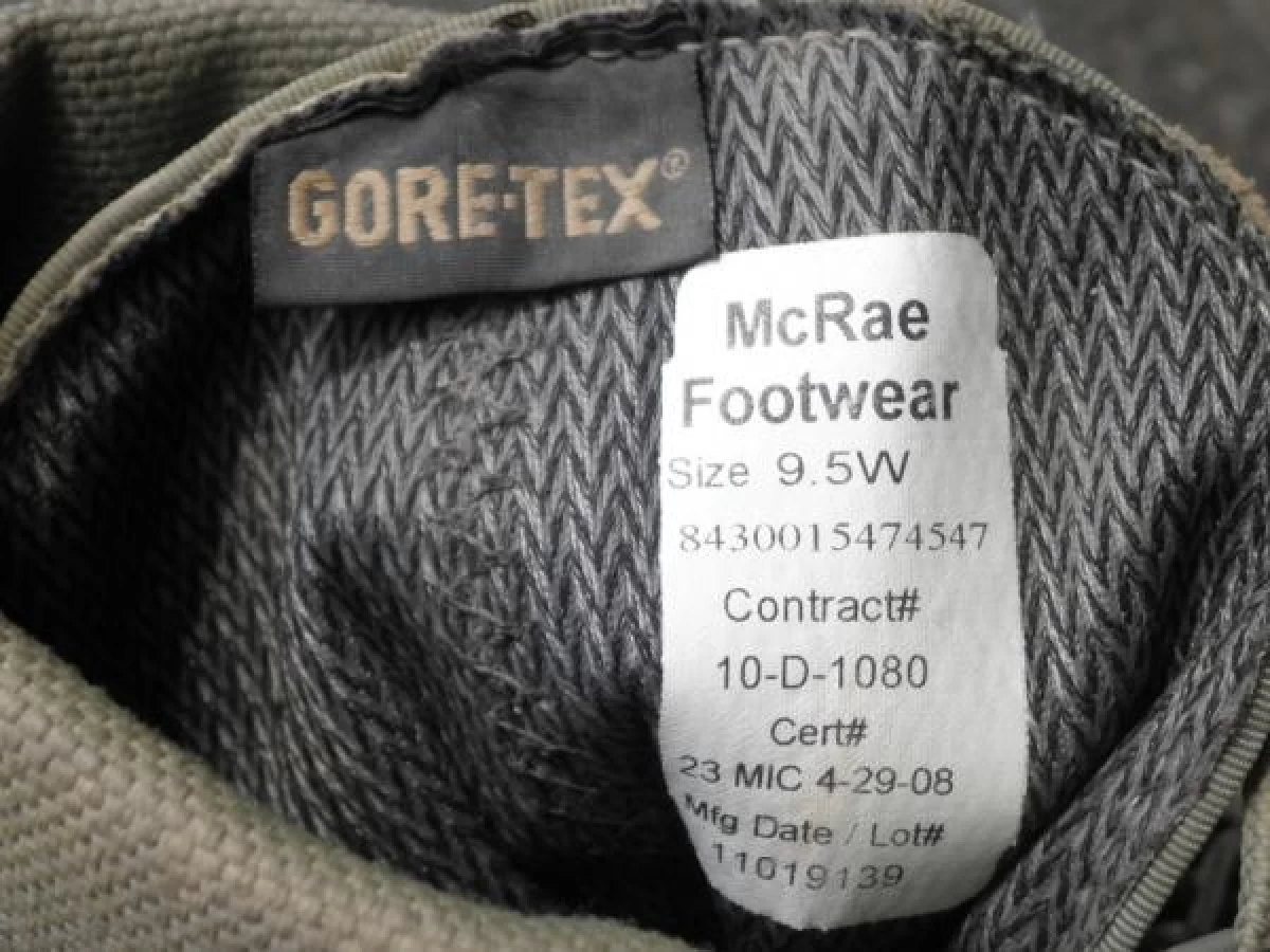 U.S.Combat Boots Gore-Tex size9.5W used