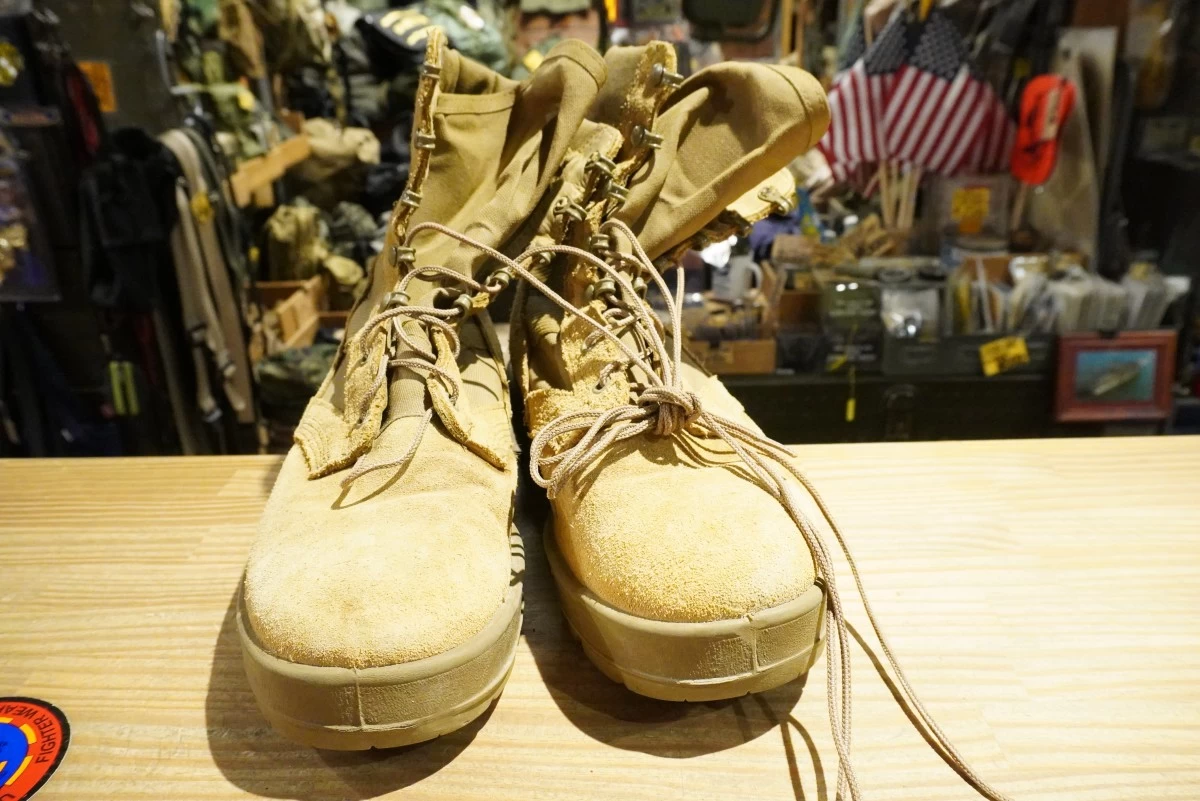 U.S.Combat Boots Hot Weather size8.5W used