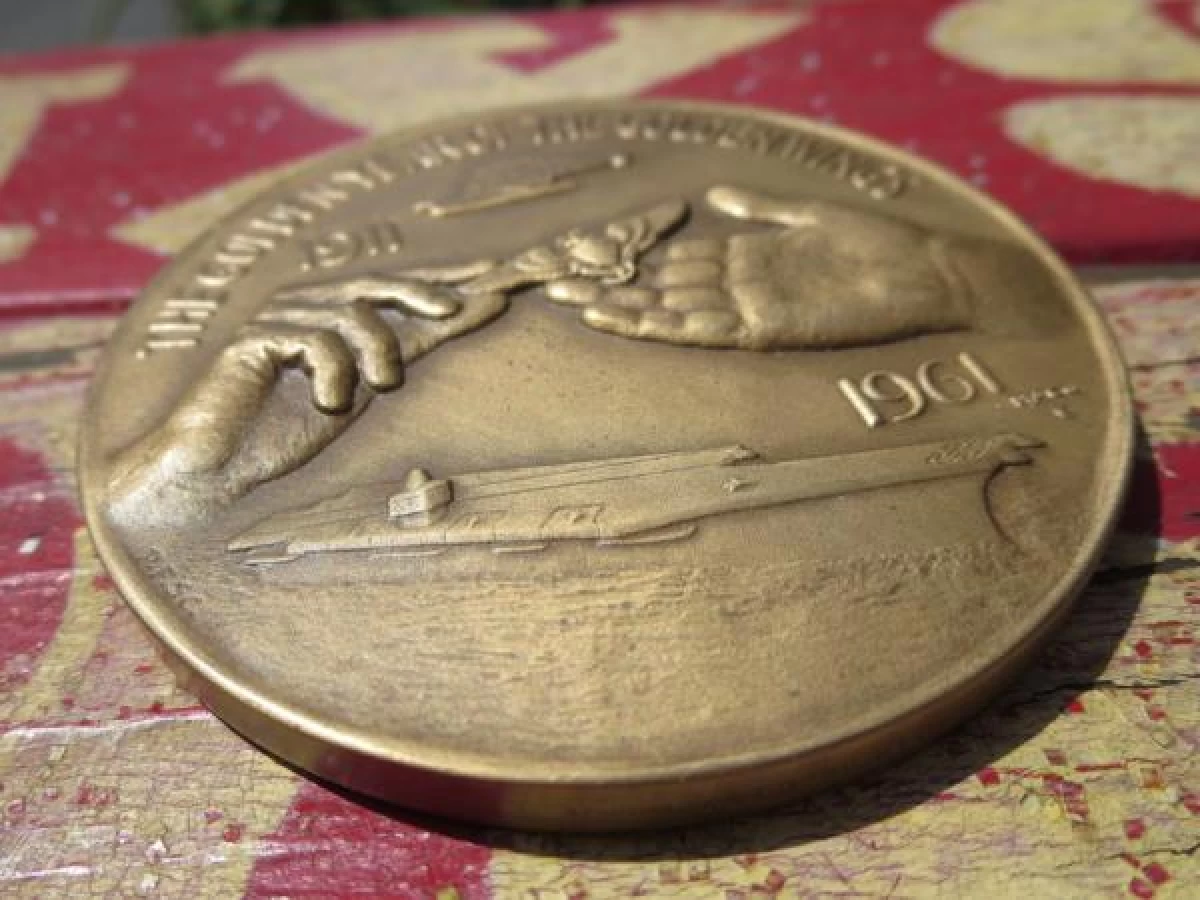 U.S>NAVY Medal 50th Anniversary? 1961年 used
