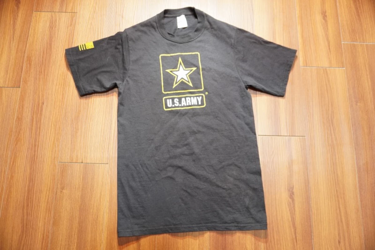 U.S.ARMY T-Shirt sizeS used