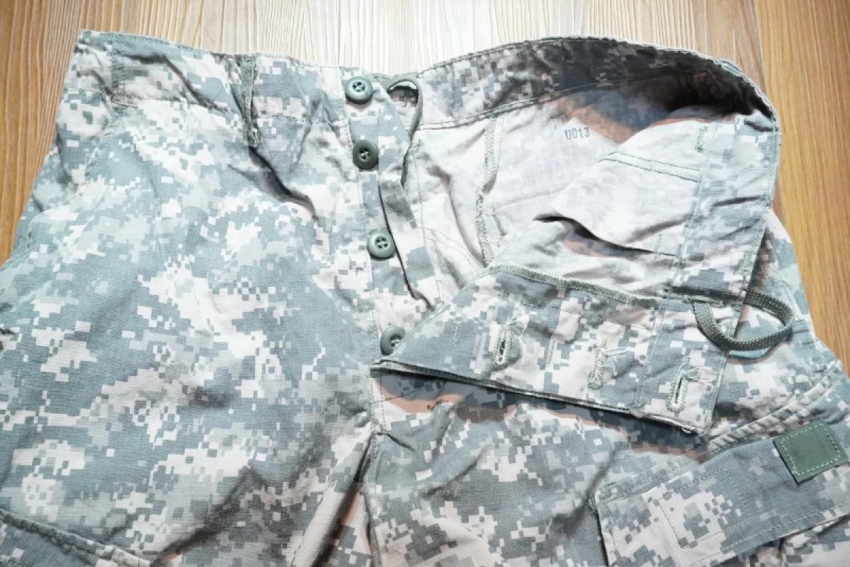 U.S.ARMY Trousers Combat Flame Resistant sizeM-R