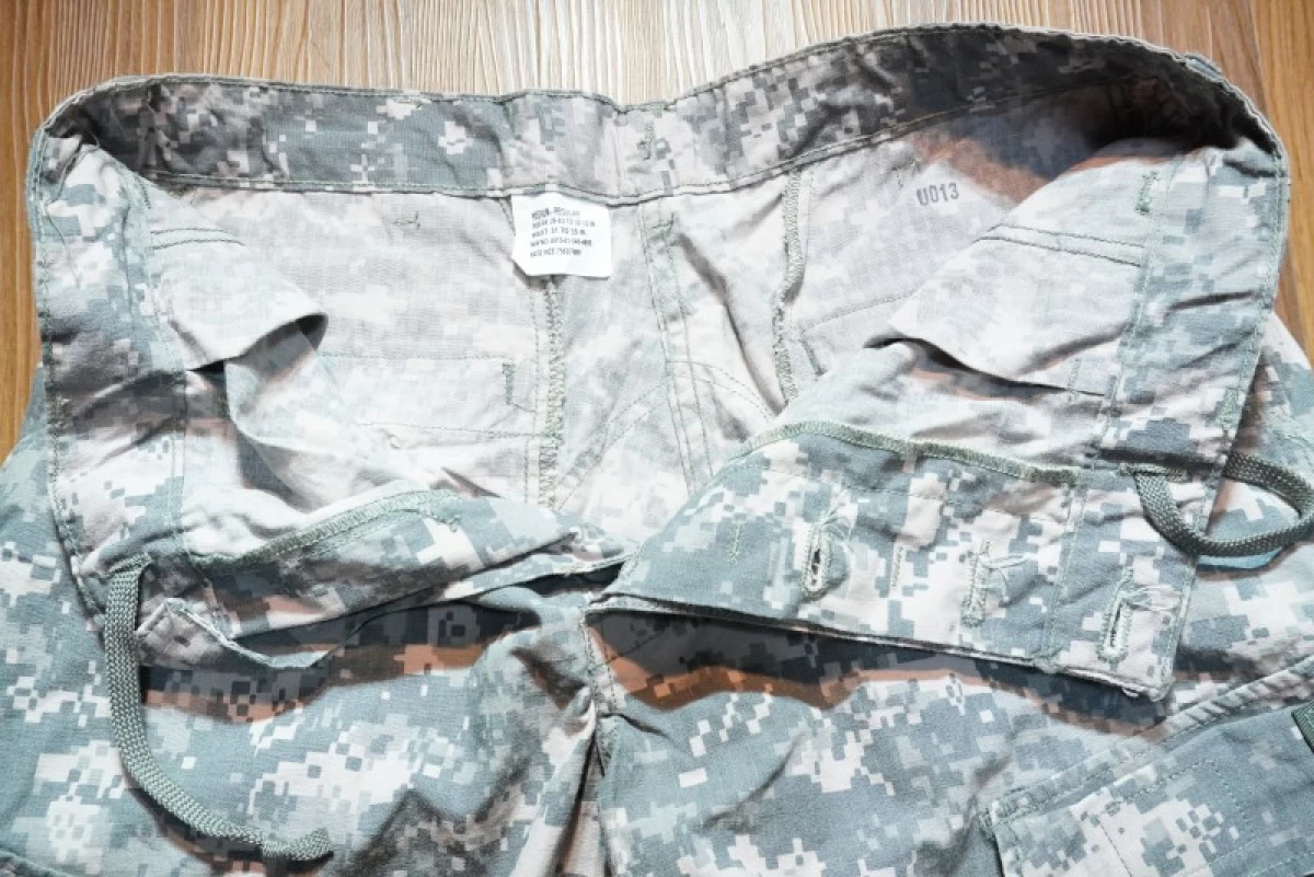 U.S.ARMY Trousers Combat Flame Resistant sizeM-R