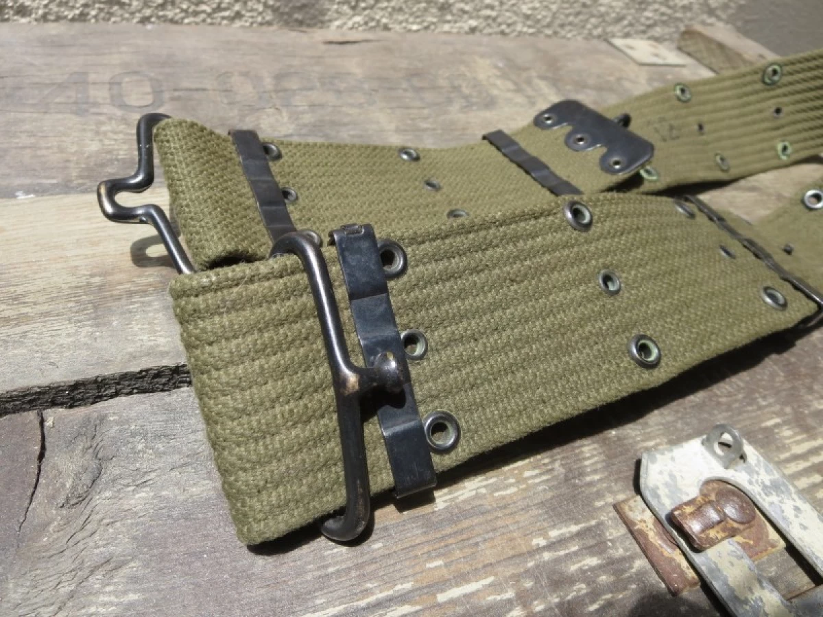 U.S.Pistol Belt Cotton M-1956 VietNamWar used