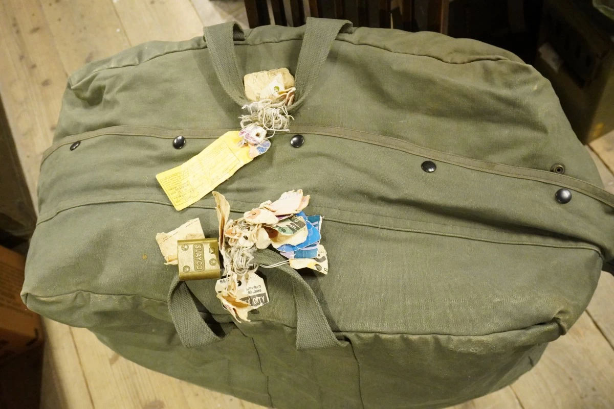 U.S.AIR FORCE Kit Bag Flyer's Cotton 1965年？ used