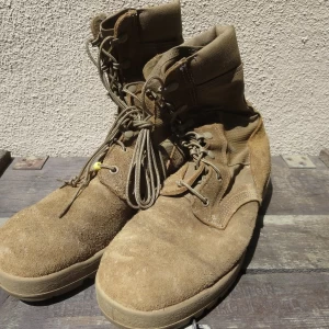 U.S.Combat Boots hot Weather Coyote? size9.5R used