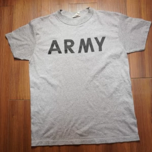 U.S.ARMY T-Shirt Physical Fitness 1991年 sizeS used