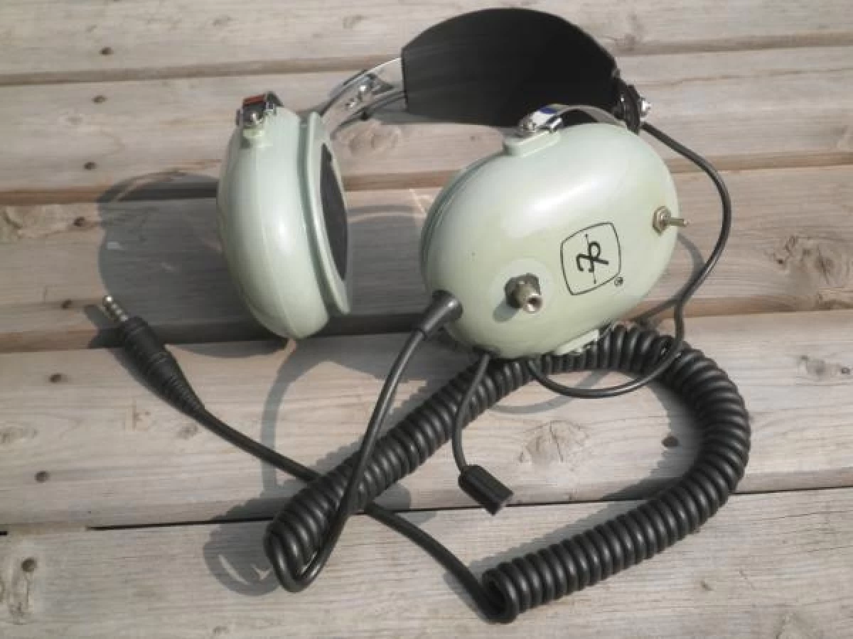 U.S.Wired Earmuff used