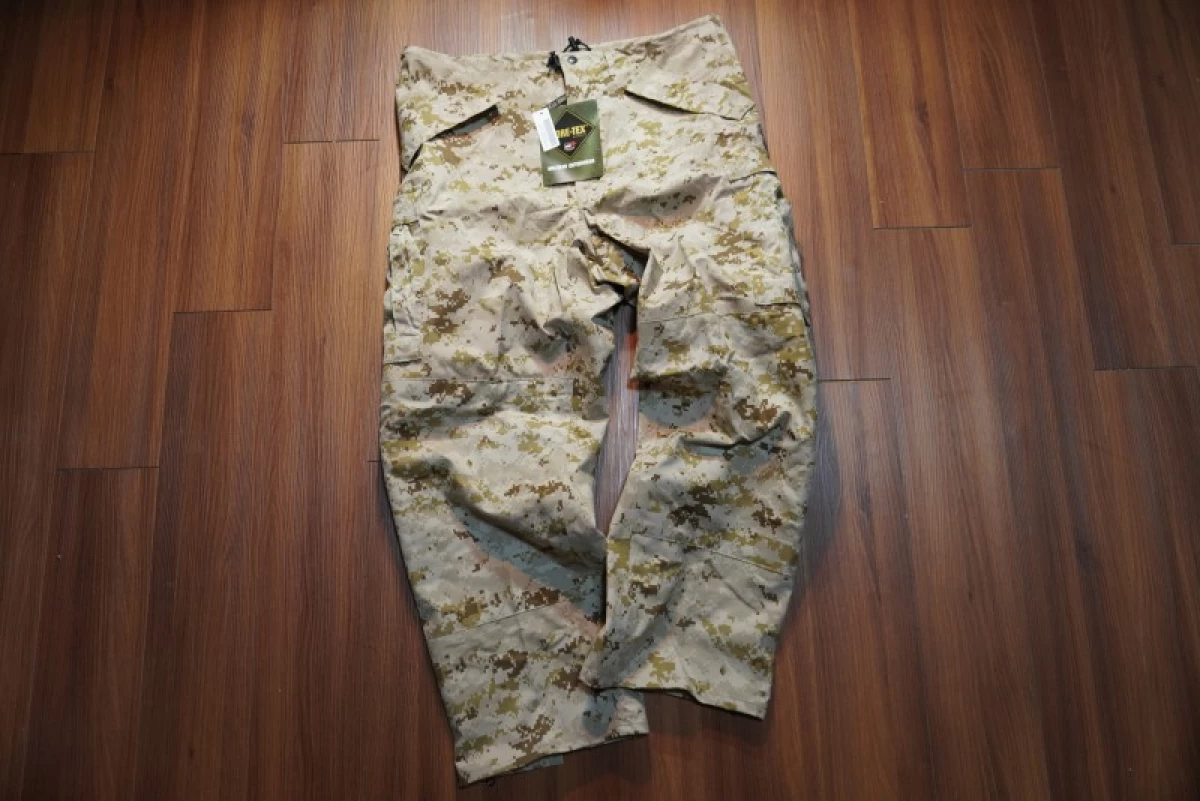 U.S.MARINE CORPS Gore-Tex Trousers sizeL-R new