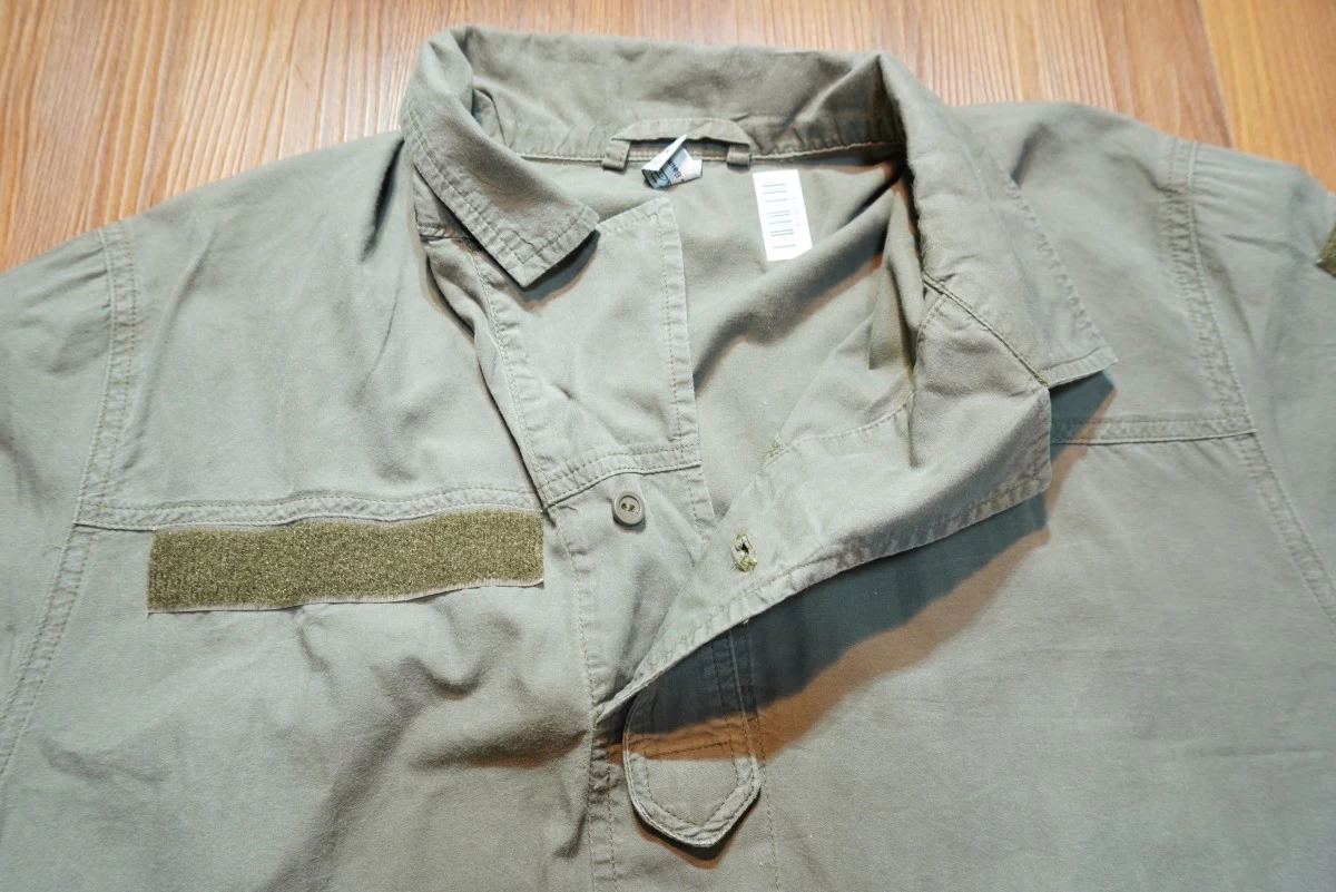 AUSTRIA Field Shirt Pull Over Light Weight sizeS? M?