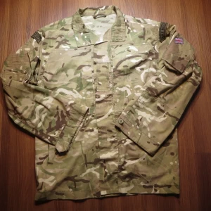 U.K. Jacket Combat MTP LightWeight size180/96 used