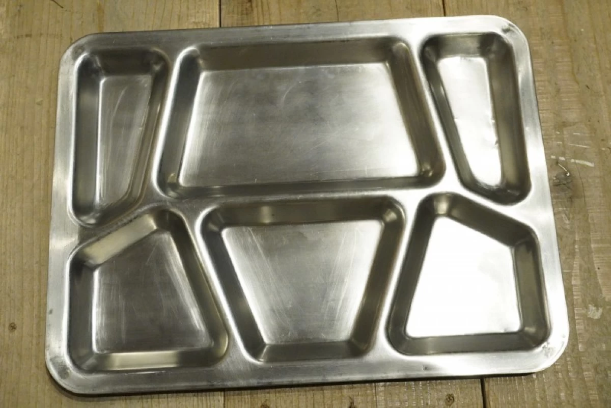 U.S.NAVY Stainless Mess Tray used