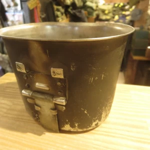 U.S.Cup for Canteen M-1910? 1944年 used