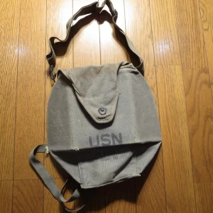 U.S.NAVY Gas Mask Bag 1950年代 used