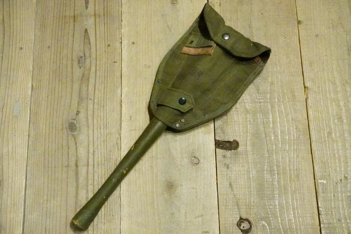 U.S.ARMY Intrenching Tool Folding 1952年 used